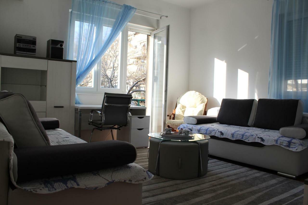 Cozy Apartment Kolumbo 2 min from Ultra Festival Сплит Екстериор снимка