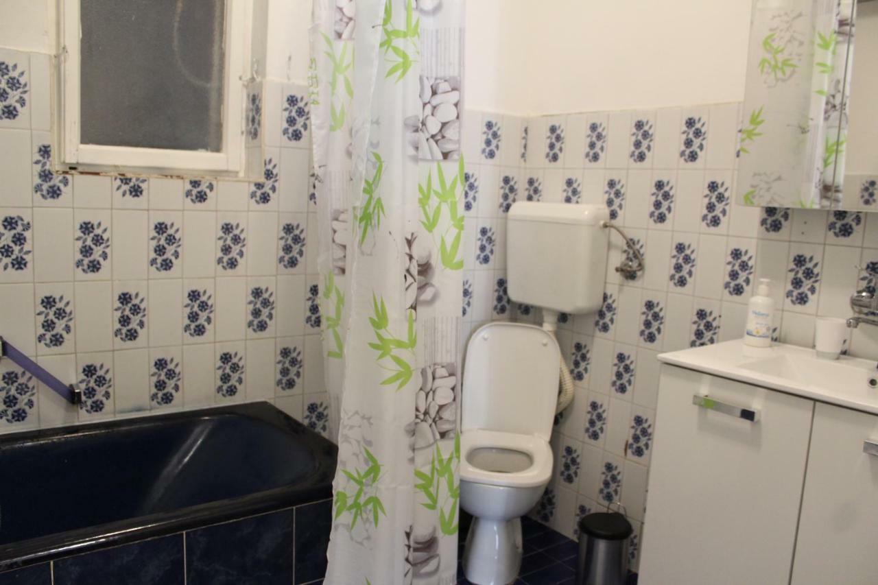 Cozy Apartment Kolumbo 2 min from Ultra Festival Сплит Екстериор снимка